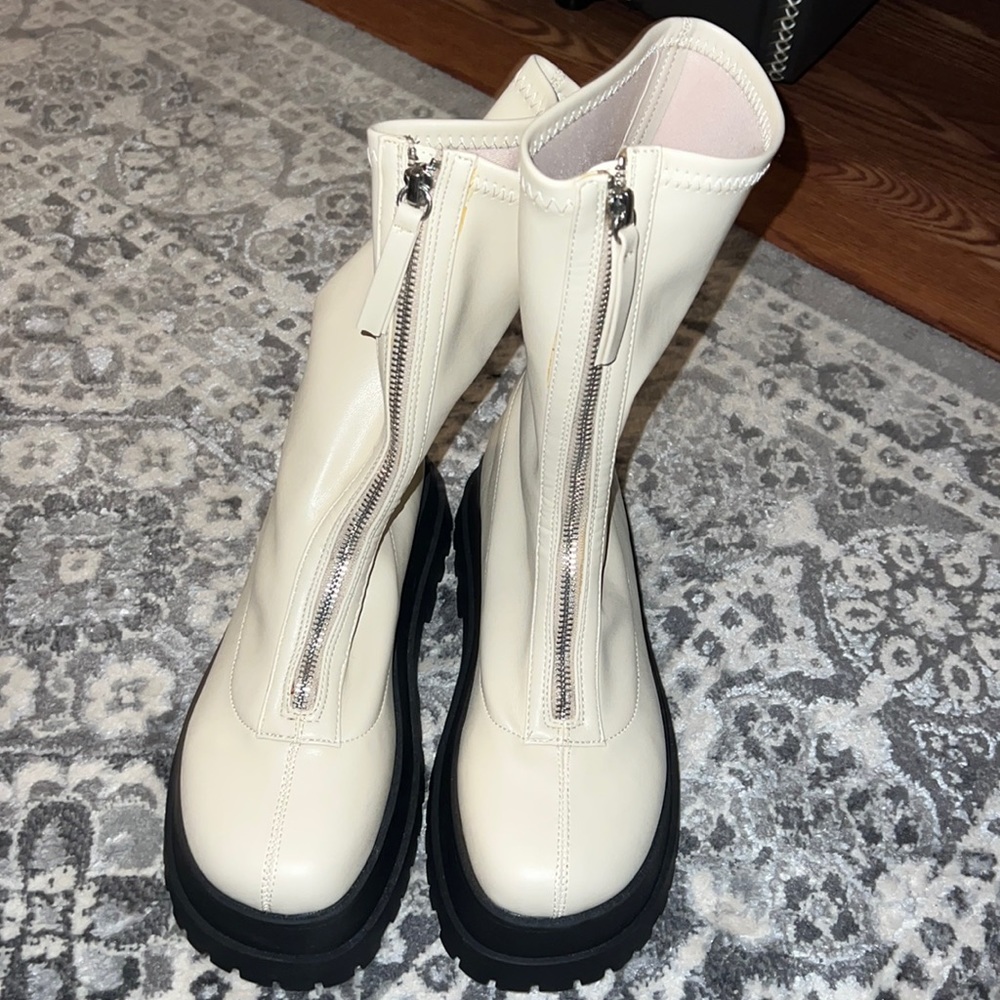 urban outfitter cream platform boots